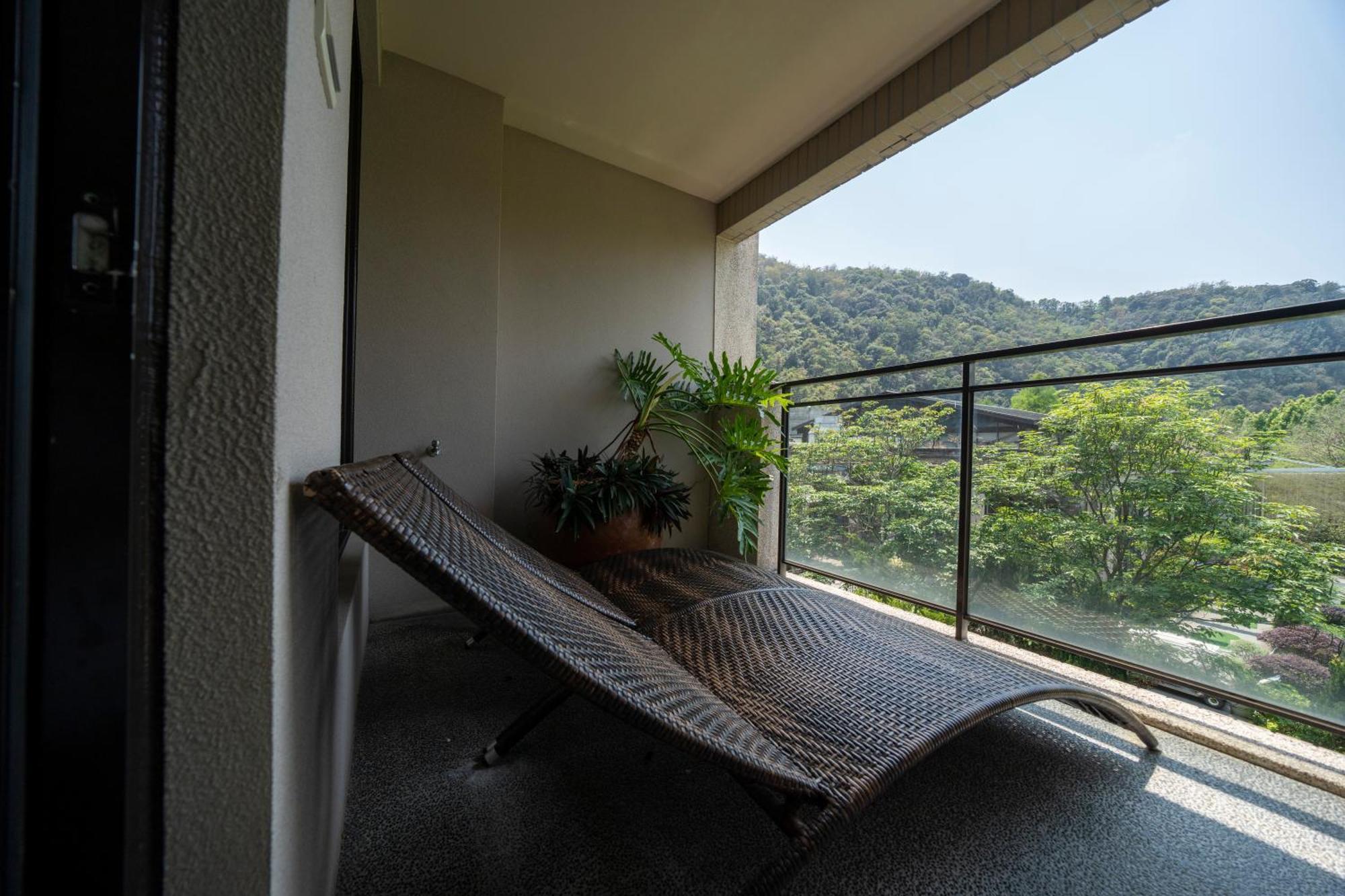 Tai-Yi Red Maple Resort Puli Exterior photo